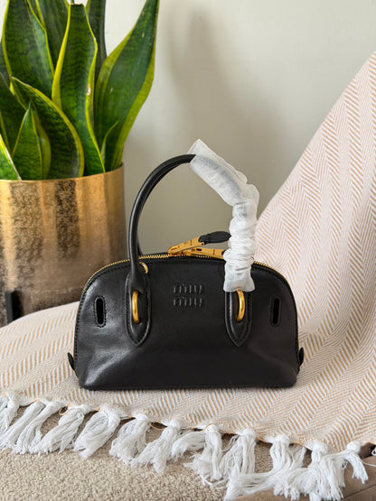 MIU MIU collection 22 CM