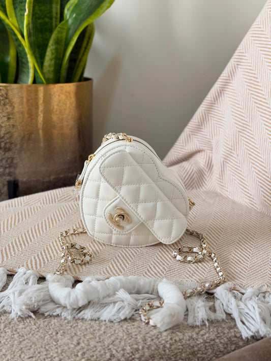 Chanel heart 11.5 CM