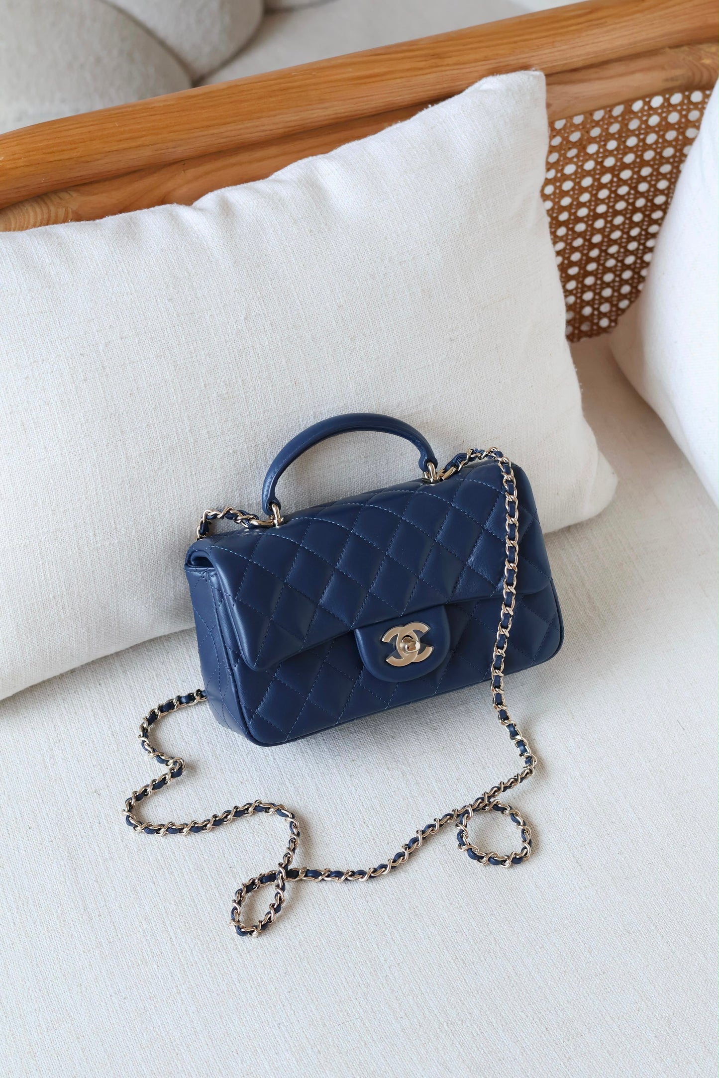Chanel flap top handle 20 CM