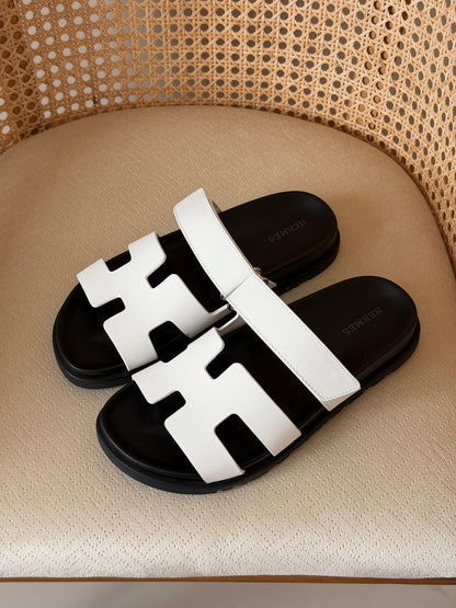 Hermès Chypre sandals