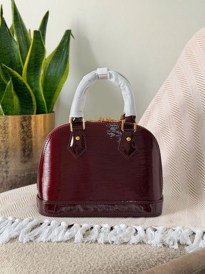 LOUIS VUITTON 23 CM