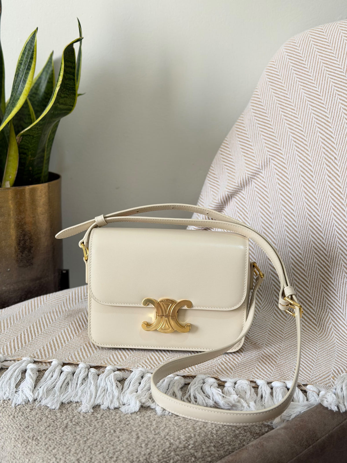 CELINE triomphe 18 CM