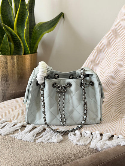Chanel 25 Hobo Bag 22 CM