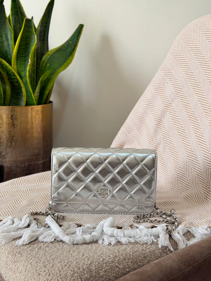 Chanel Wallet on Chain bag 19 CM