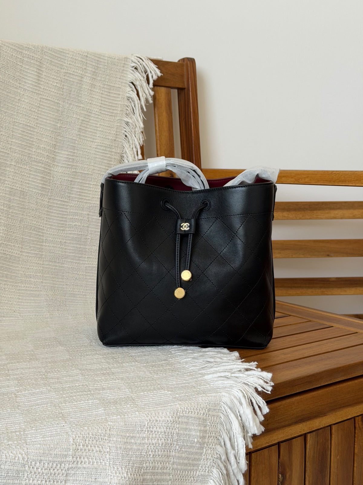 CHANEL Bucket bag 23 CM