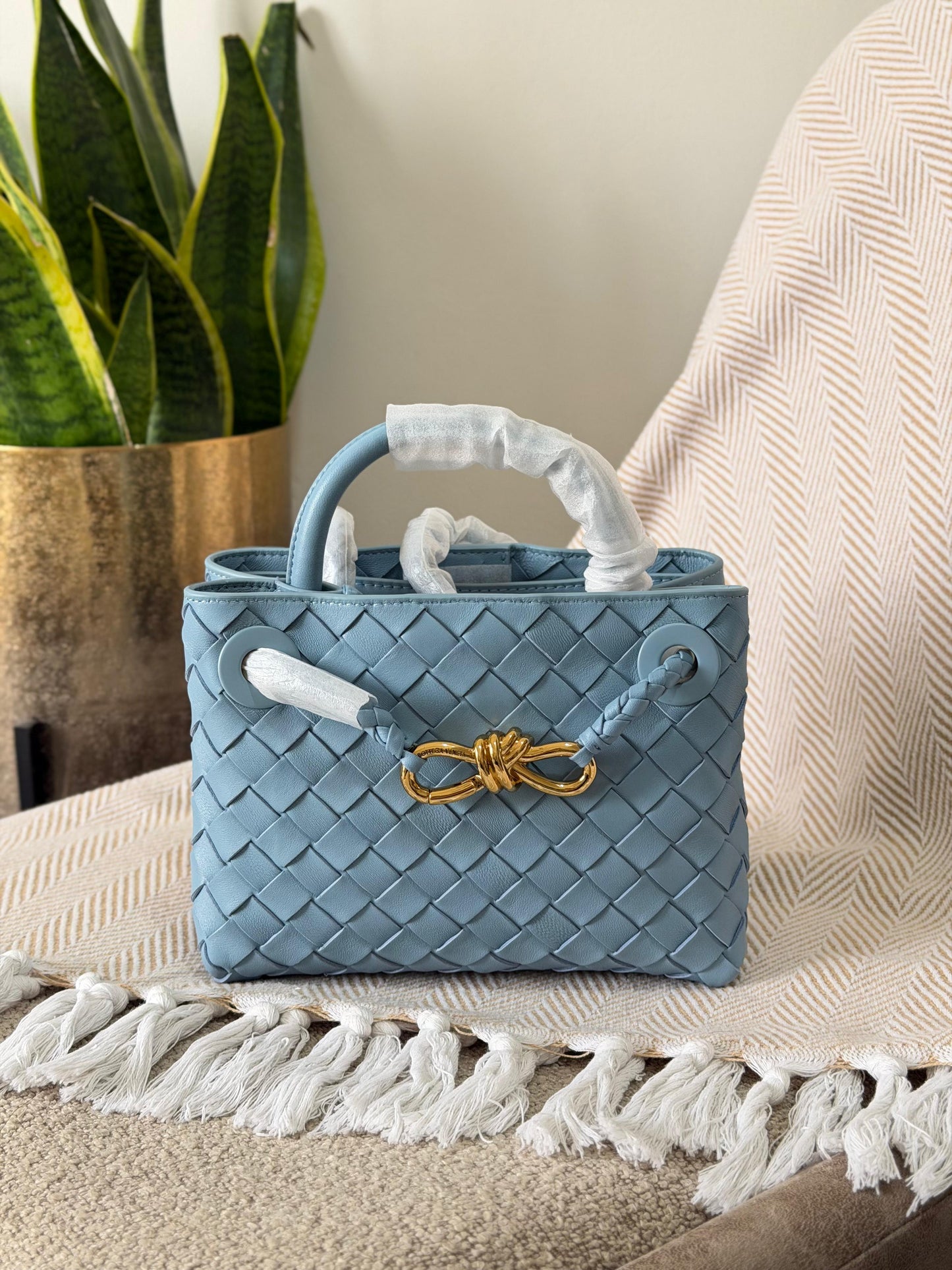 New collection BOTTEGA 20 CM