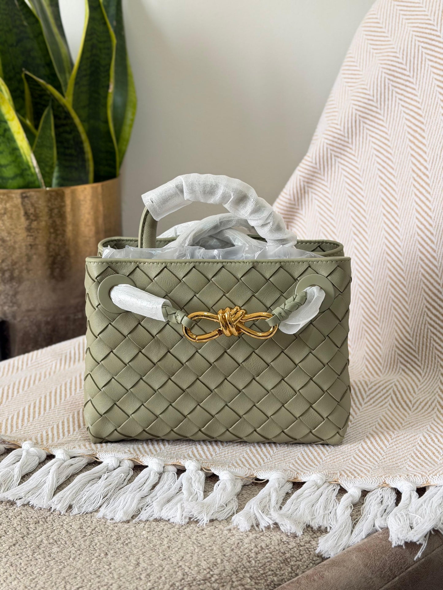 New collection BOTTEGA 20 CM