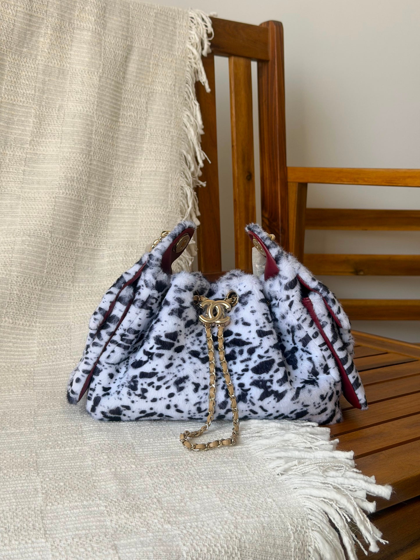 Chanel 25 mini hobo bag 22 CM