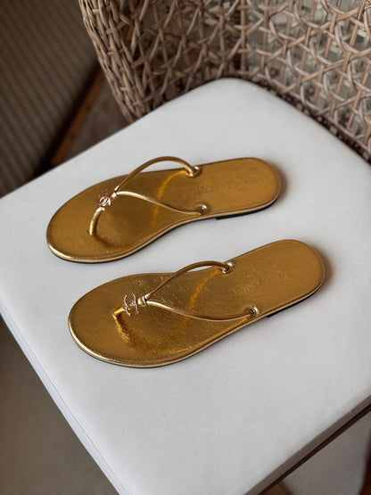 Chanel Leather Thong Sandal Sliders – Luxury Minimalist CC Charm Summer Flats