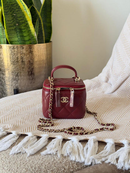 Chanel Quilted Leather Small Vanity Case Bag with Top Handle – Available in 6 Colors