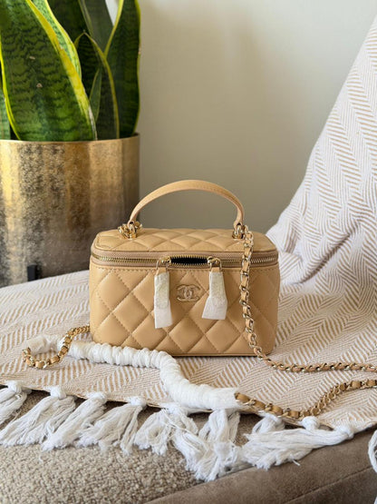 Chanel Quilted Leather Medium Rectangular Vanity Case Bag with Top Handle – Available in 4 Colors