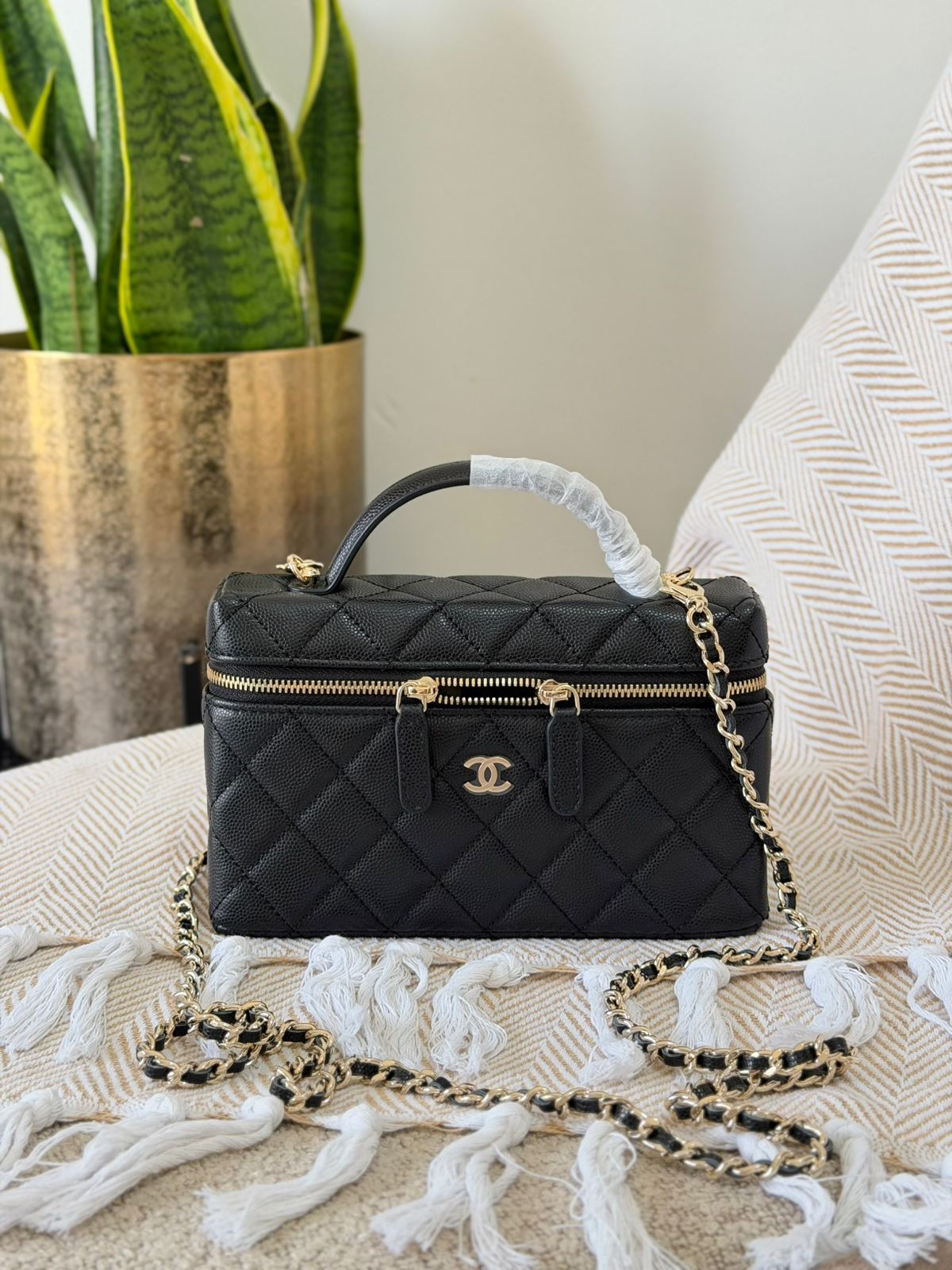 Chanel Quilted Leather Medium Rectangular Vanity Case Bag with Top Handle – Available in 4 Colors