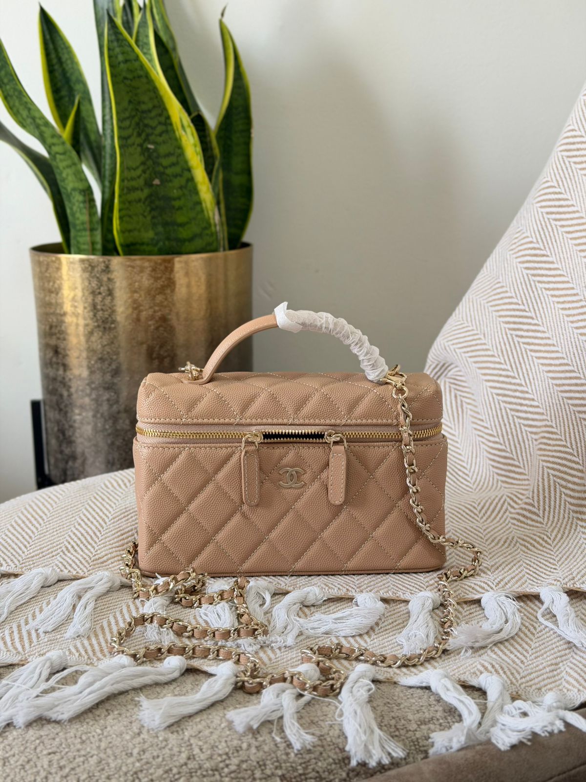 Chanel Quilted Leather Medium Rectangular Vanity Case Bag with Top Handle – Available in 4 Colors