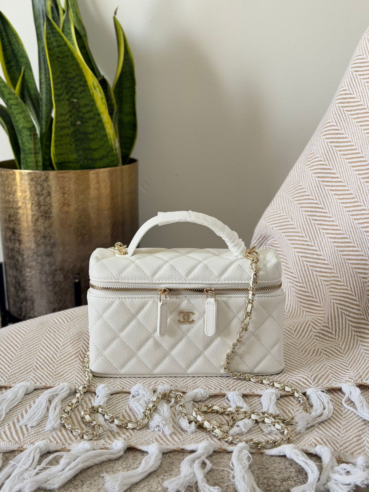 Chanel Quilted Leather Medium Rectangular Vanity Case Bag with Top Handle – Available in 4 Colors
