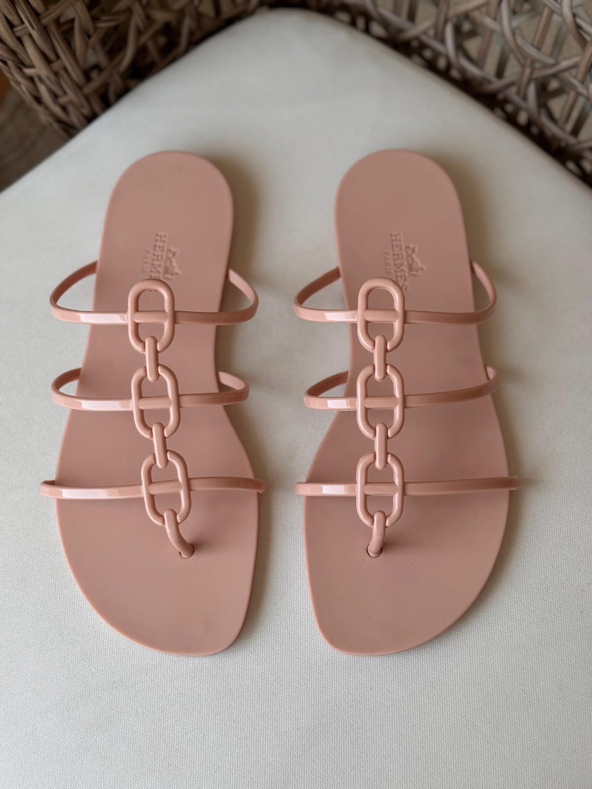 Hermès Aloha Chaine d'Ancre Jelly Sandals – Premium Waterproof Summer Slide Collection